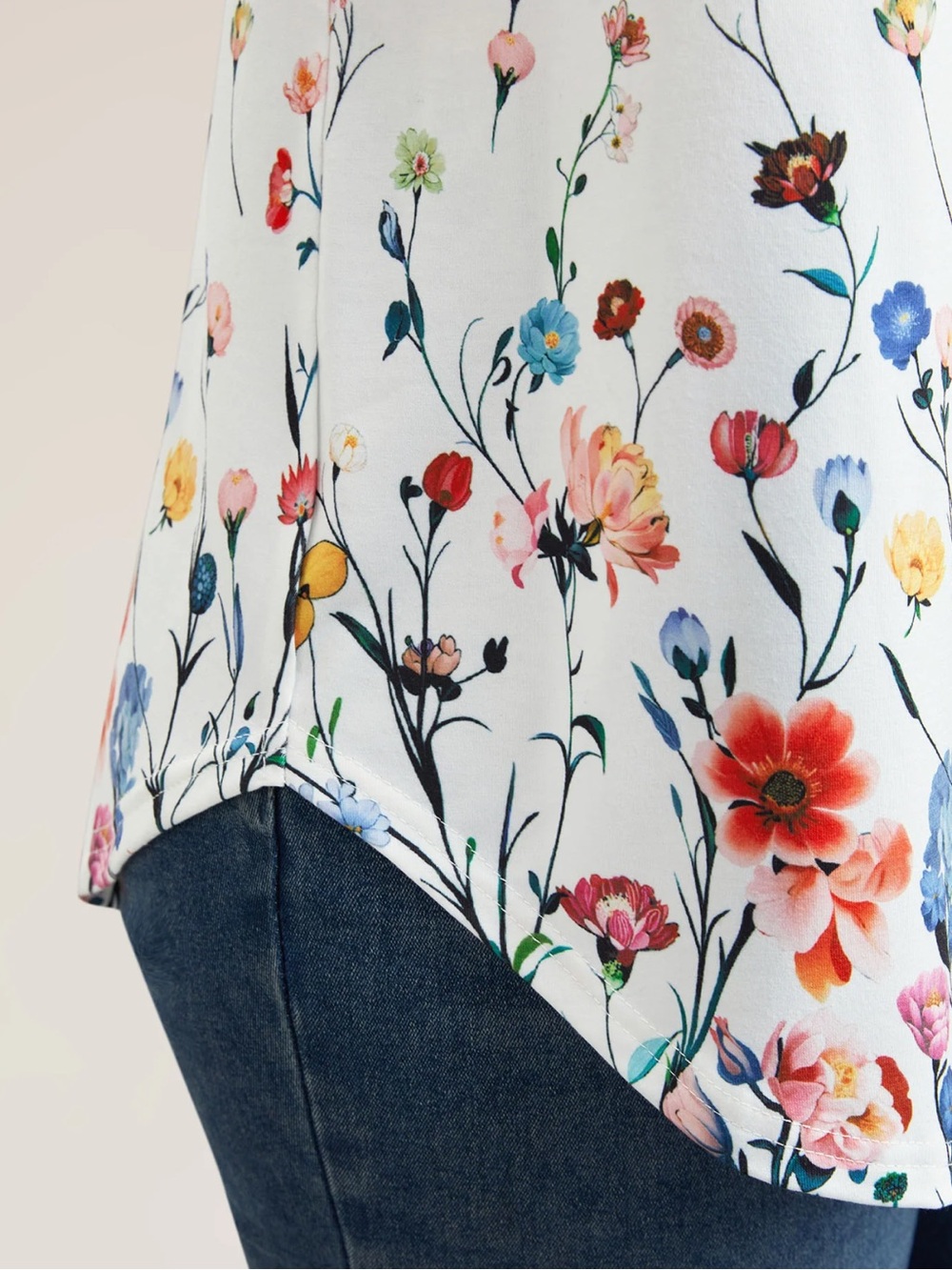 BloomChic White V-Neck Tank Top with Multicolor Floral Print - Picture 6 of 7